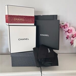 Chanel Luxury Gift Box Collection Set of boxes magnetic boxes not available